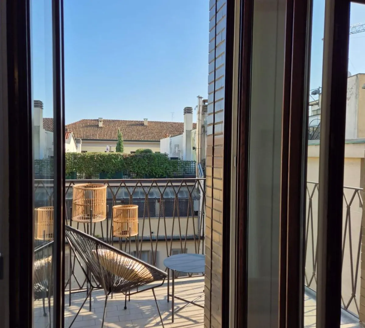 Manzoni 44 Suite Milan