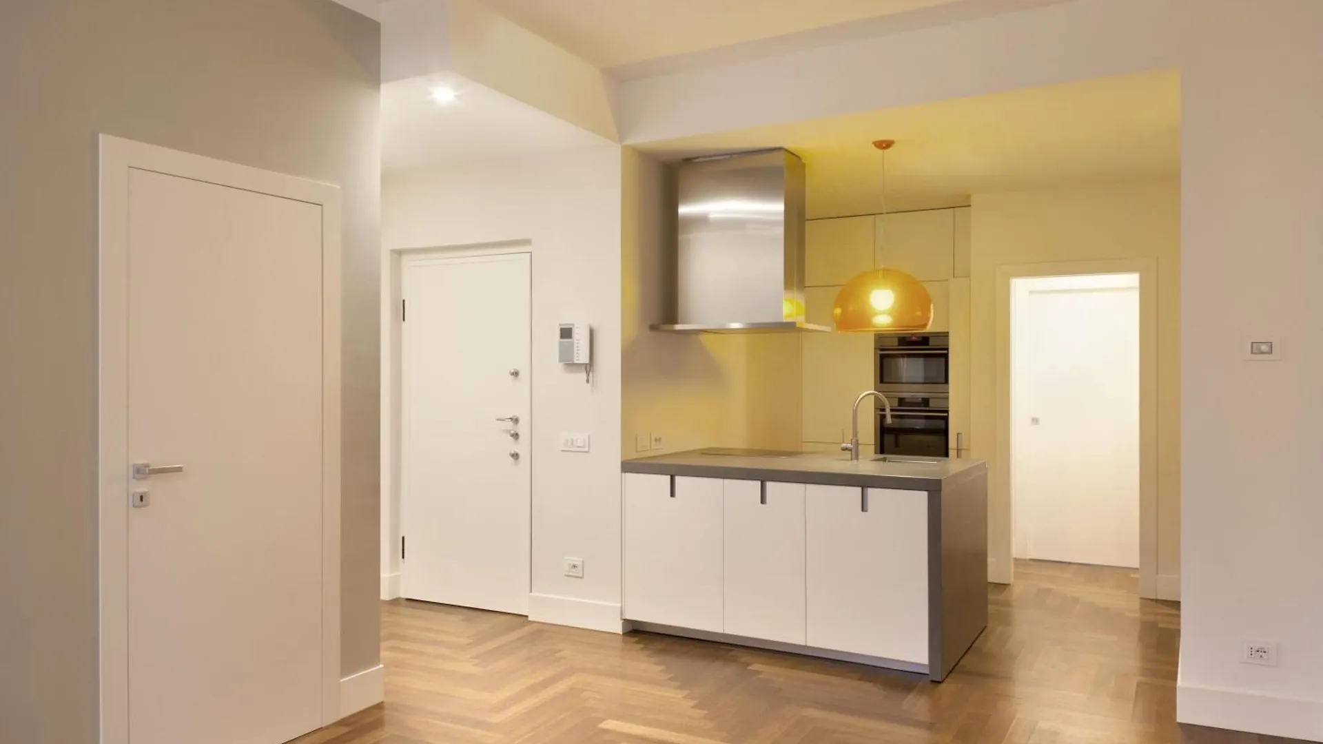 Apartment Manzoni 44 Suite Milan Italy